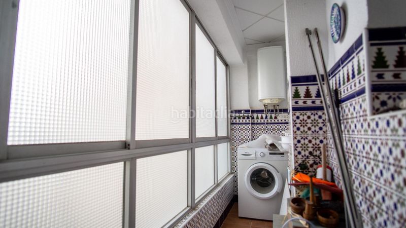 Foto a62e36a1-455b-46c0-8c90-6ee40189fbe7. Piso  con ascensor en av. acacias . en Fraternidad Elda