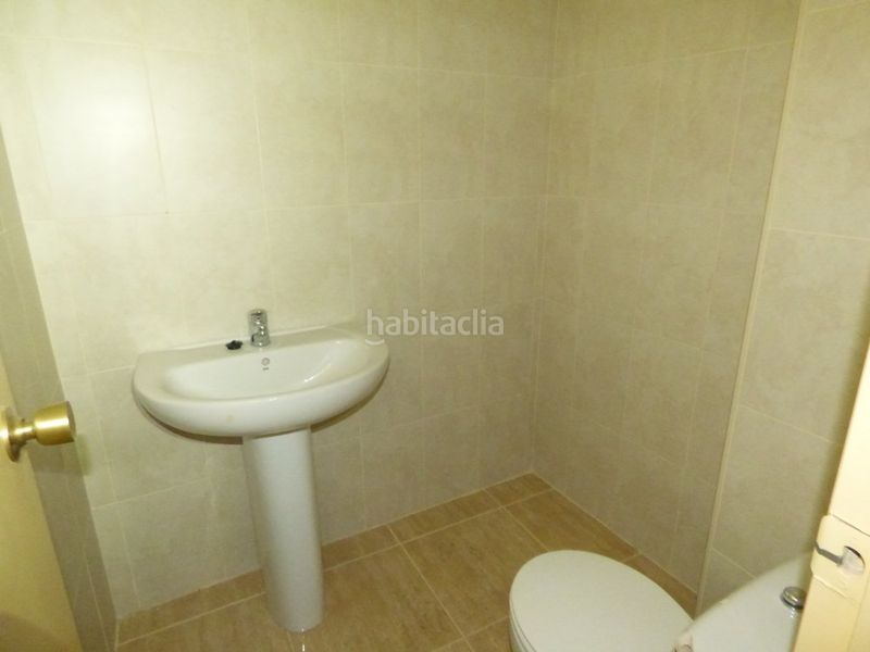 Foto b3ea51f6-3ca9-4922-a2a5-e6093ec1ed24. Local comercial a Centro Elda