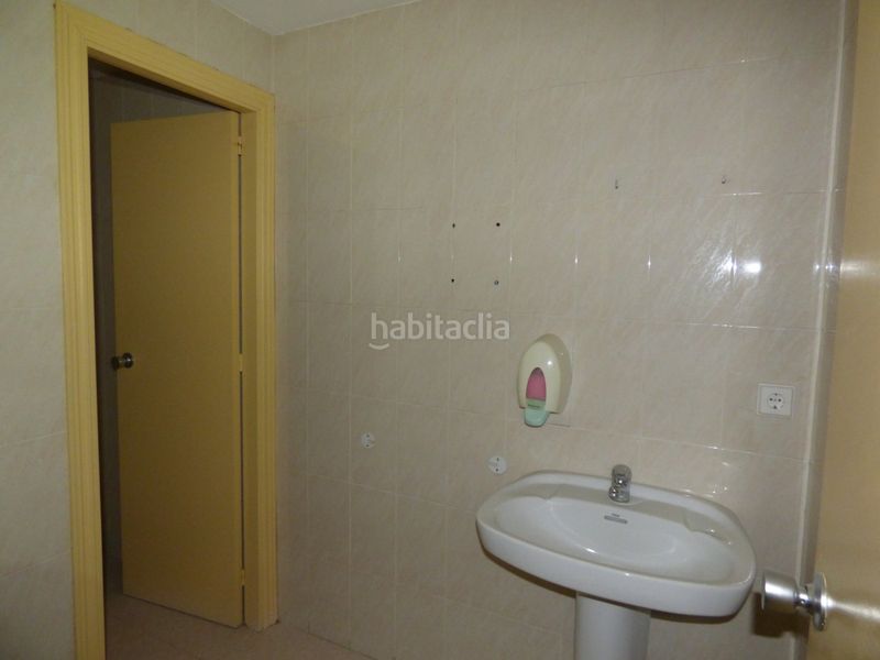 Foto f60f360b-f2ba-4d0d-9132-60a1b87c0e63. Local comercial a Centro Elda