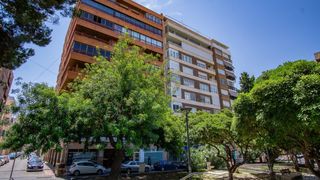 Pis a Plaza Castelar - Mercado Central. Vivienda totalmente reformada, con vistas a plaza de castelar en