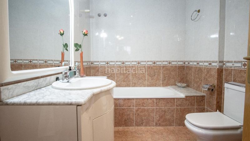 Foto f002eeab-f883-4ab8-9d14-f12e3a566f9c. Appartement avec chauffage parking piscine dans Las Trescientas-San Francisco-Ciudad Vergel Elda
