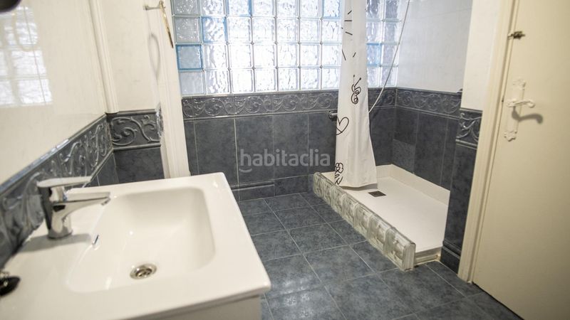 Foto e4b2f7b4-770b-44fe-b773-8e28fdbd2cce. Pis a Fraternidad Elda