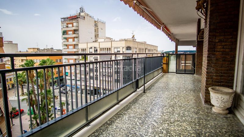 Foto aea74184-0445-4ce7-8fb6-b02dcc629b3c. Pis amb aparcament a Plaza de Toros-Avenida Chapí-Trinquete Elda