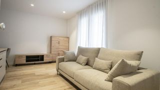 Lloguer Estudi a Plaza de Toros-Avenida Chapí-Trinquete. Estudio de alquiler, en el centro de elda obra nueva a estrenar