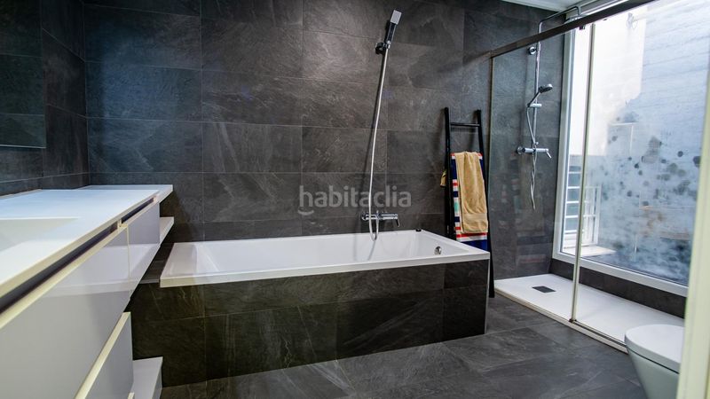 Foto 1c56f936-ebbf-4f4a-b198-dd2202d51497. Casa amb calefacció aparcament a Plaza Castelar - Mercado Central Elda