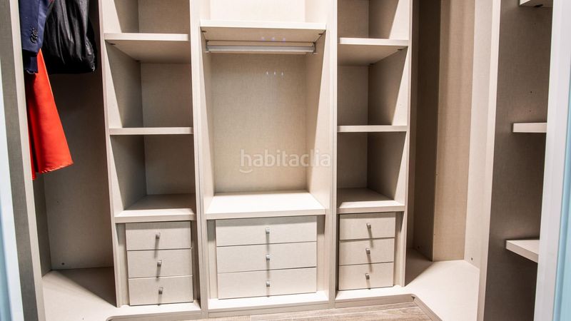Foto c973deee-32d6-43e9-a9c7-7db84e7e0d2b. Casa amb calefacció aparcament a Plaza Castelar - Mercado Central Elda