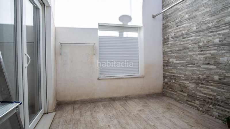 Foto e87e2647-768e-498d-8634-72db00834d8a. Casa amb calefacció aparcament a Plaza Castelar - Mercado Central Elda