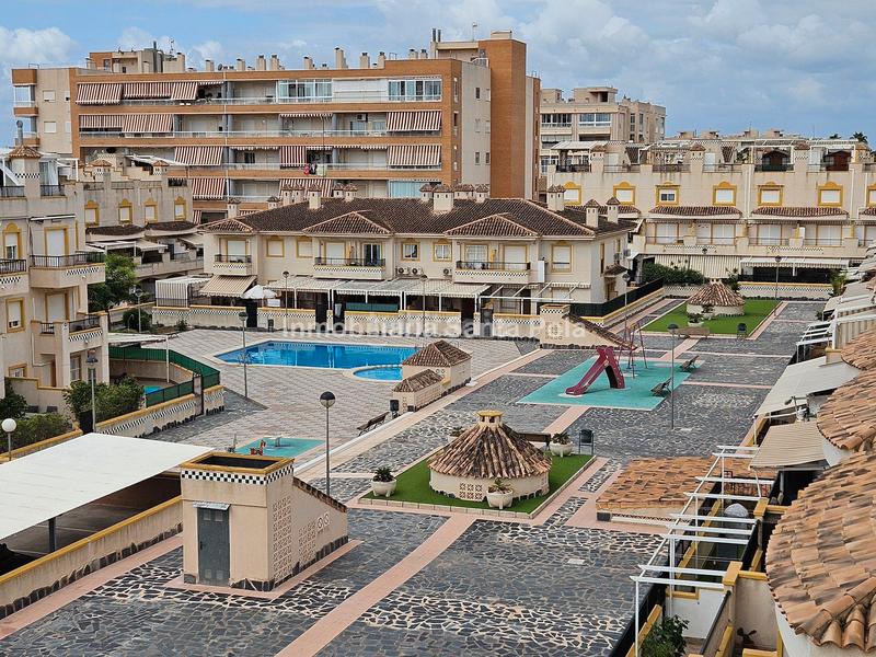 Foto f0ef89ce-897f-4ef2-8008-846cad521544. Casa magnifico duplex, , Gran Playa. en Gran Playa Santa Pola