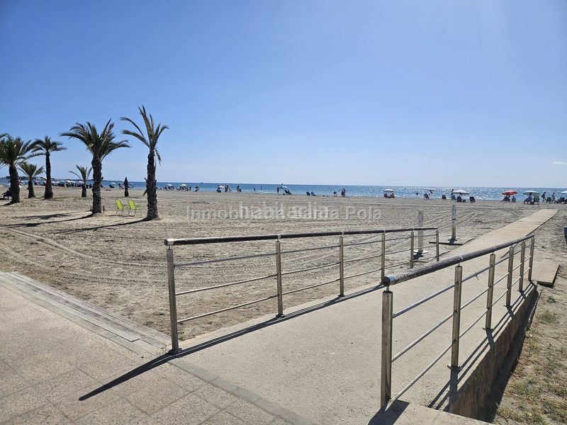 Foto 61575d5b-c73a-4026-b93a-e370bdb3cbb3. Etagenwohnung mit pool in Playa Tamarit-Playa Lissa Santa Pola