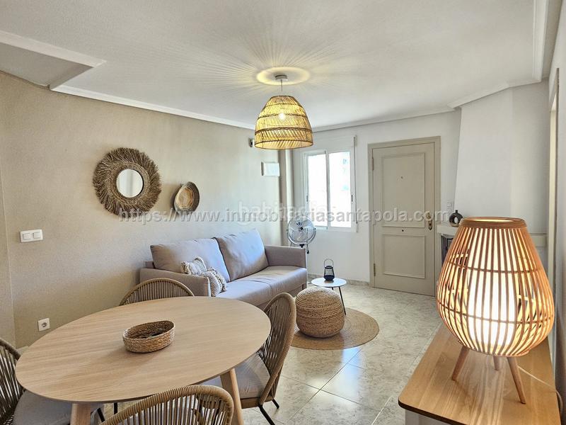 Foto 8fe5b155-6fb6-4cca-b7a3-92a7f5113210. Casa in Gran Playa Santa Pola