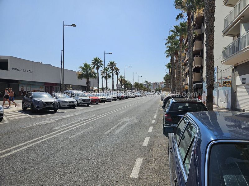 Foto a62e24fd-cafe-4040-abdd-722e48039080. Aparcament cotxe a Centro Santa Pola