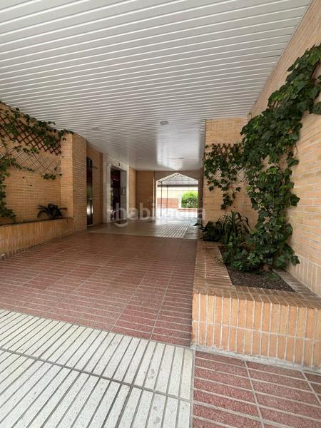 Foto 4016b466-149b-4f8d-b700-9e3c3dd3fe1a. Pis amb calefacció aparcament a Canillejas Madrid