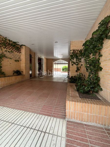 Piso urbanizacion en la zona de Canillejas, piso de tres dormitorios, dos baños, 2 terracitas y garaje. en Madrid - Imagen 7