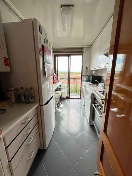 Piso urbanizacion en la zona de Canillejas, piso de tres dormitorios, dos baños, 2 terracitas y garaje. en Madrid - Imagen 18