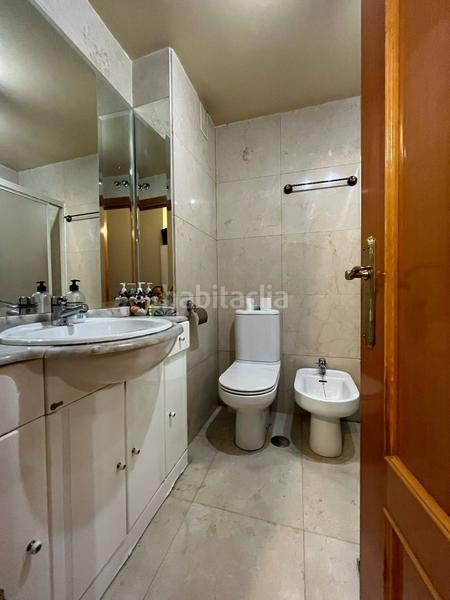 Foto d4622a51-adbe-4544-9bf5-1f9ae503f927. Pis amb calefacció aparcament a Canillejas Madrid