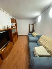 Appartement en Canillejas. Luminosa vivienda en la zona de canillejas! piso de dos dormitor