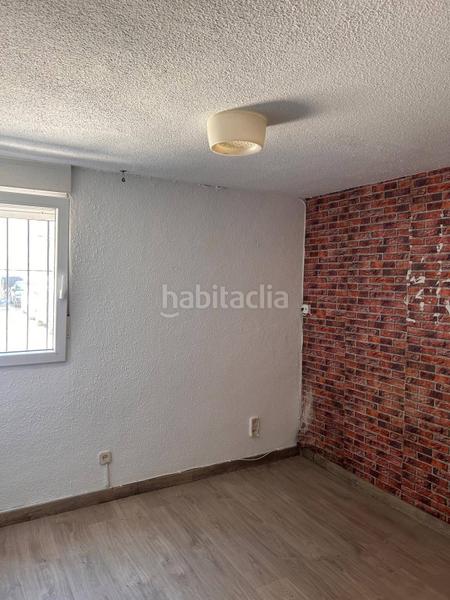 Foto 0a686c47-72e6-4d5d-89aa-354ce4997a59. Piso acogedor piso en san blas, en Amposta Madrid