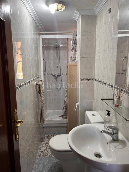 Foto 8b35489f-ad98-4f66-bb56-2be5c96c616c. Piso acogedor piso en san blas, en Amposta Madrid