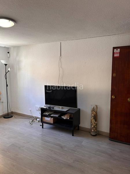 Foto e51a0979-399b-474f-9995-6dbbf086e5d6. Piso acogedor piso en san blas, en Amposta Madrid