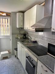 Appartement en Amposta. Acogedor piso en san blas, madrid