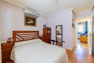 Flat in Canillejas. Impecable piso reformado en canillejas, madrid