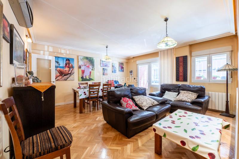 Foto dd38e587-5d88-43f7-9d3f-6b71059d1499. Pis amb calefacció aparcament a Canillejas Madrid