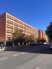 Pis a Arcos. Amplio y acogedor piso en arcos calle aquitania, madrid por 300.
