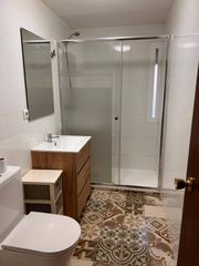 Appartement à Arcos. Piso semireformado en la tranquila zona de arcos, madrid