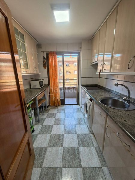 Piso urbanizacion privada en la zona de Canillejas 4 dormitorios, 2 baños completos, 2 terrazas, ascensor y garaje. en Madrid - Imagen 38