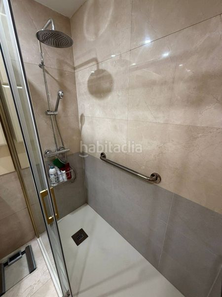 Piso urbanizacion privada en la zona de Canillejas 4 dormitorios, 2 baños completos, 2 terrazas, ascensor y garaje. en Madrid - Imagen 17