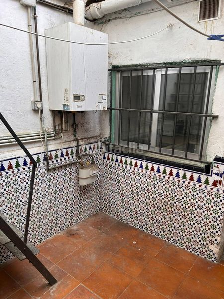 Piso casita adosada en la zona de ascao3 dormitorios, 1 baño con pequeño patio. en Madrid - Imagen 22