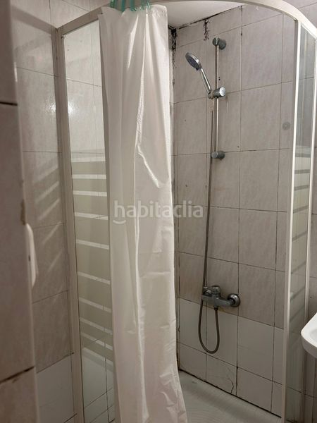 Piso casita adosada en la zona de ascao3 dormitorios, 1 baño con pequeño patio. en Madrid - Imagen 14