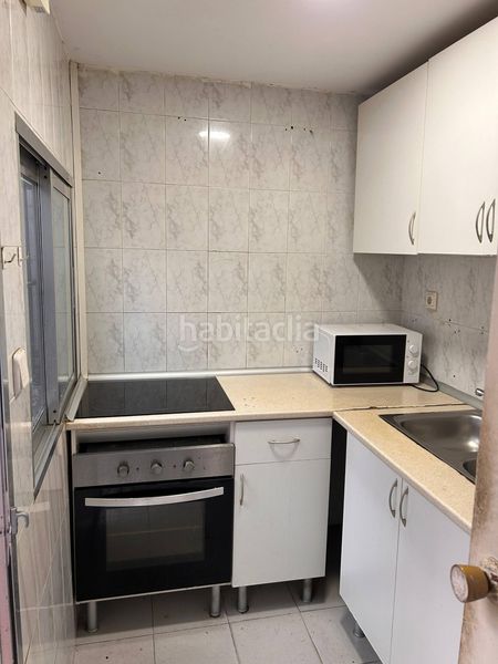 Piso casita adosada en la zona de ascao3 dormitorios, 1 baño con pequeño patio. en Madrid - Imagen 20