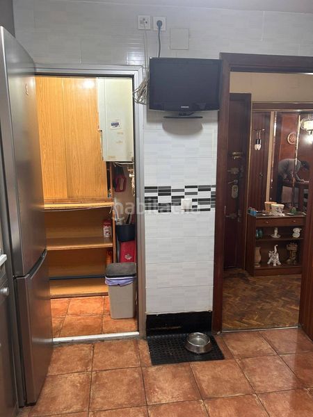 Foto 4e2dcbba-cbfb-4879-8904-d6645edb4dd1. Pis amb calefacció a Palomeras Bajas Madrid