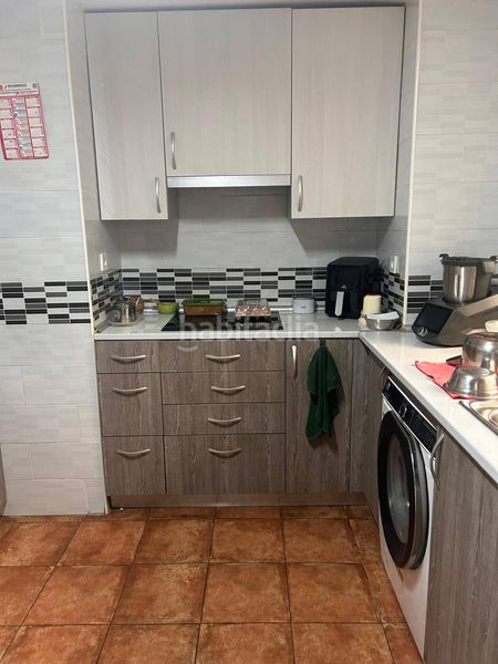 Foto b66dcb3f-59b2-4dc3-8d2b-65b675d3bef6. Pis amb calefacció a Palomeras Bajas Madrid