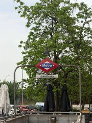 Etagenwohnung in Canillejas. Oportunidad en la calle de alcala  3 dormitorios, 1 baño amplio,