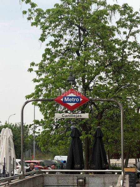 Foto 69c51806-19da-468c-a3ac-9c65501f7328. Pis a Canillejas Madrid