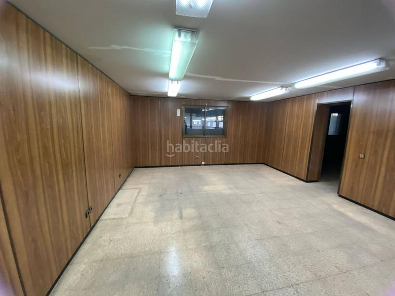 Foto 26026b28-f81a-4c0b-8f97-1f171d269ba1. Fabrikhalle in Estación Coslada