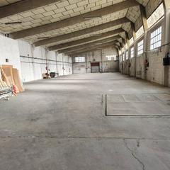 Fabrikhalle in Estación. Nave en la zona de coslada, 1800m2 ,dispone de agua y luz