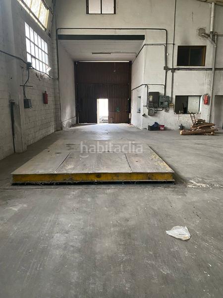 Foto 809f7e44-248f-44d7-8de8-c67b451d9188. Bâtiment à usage industriel dans Estación Coslada