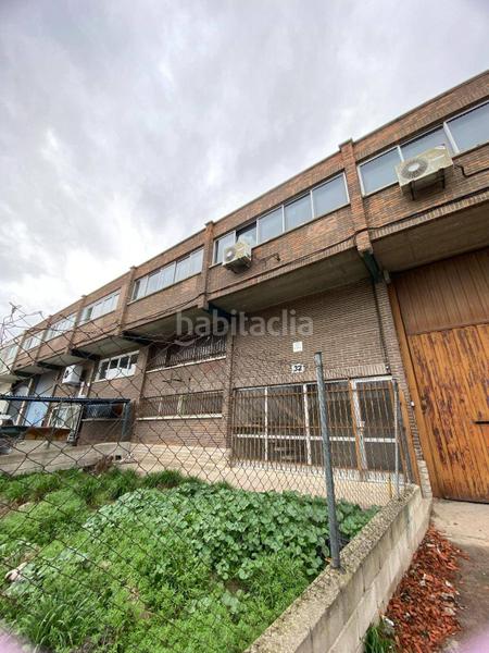 Foto 83c0eab2-5d0b-4ad4-b942-91dba17b0b0b. Bâtiment à usage industriel dans Estación Coslada