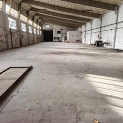 Industrial building in Estación