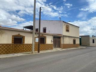 Casa a Calzada de Calatrava. Se vende casa en la zona de calzada de calatrava