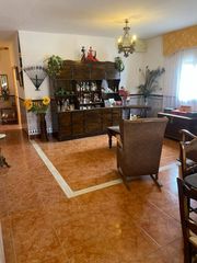 Casa a Calzada de Calatrava. Se vende casa en la zona de calzada de calatrava
