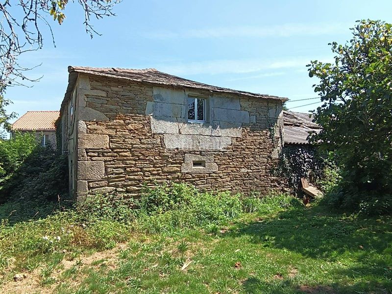Foto 917d1930-321a-43cc-aef1-03919e356552. Masia a Aranga