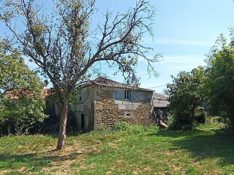 Foto cbb88288-8c25-4025-8470-6a1fdfc43957. Masia a Aranga