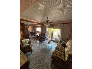 Pis a Tavernes Blanques. Se vende inmueble en tavernes blanques.