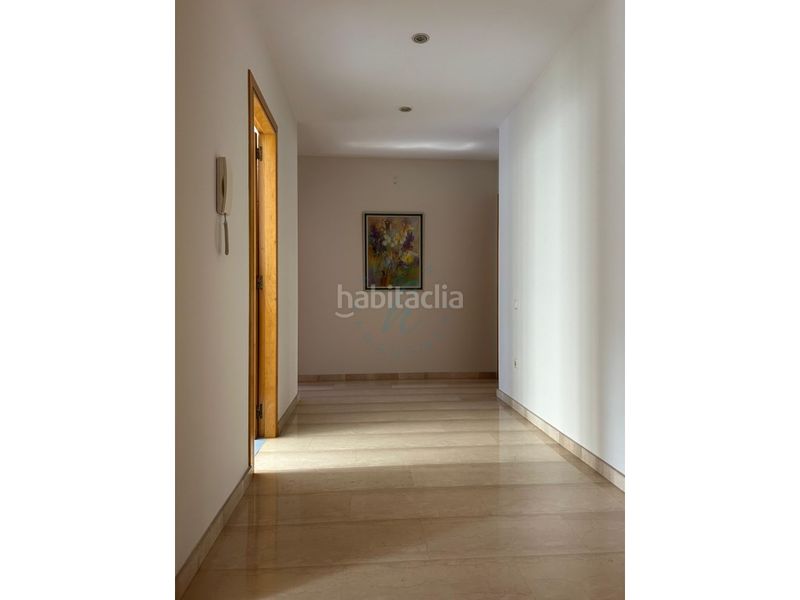 Foto a4760cb4-9642-456a-8ebb-f908b9e1be73. Casa amb aparcament a Carpesa Valencia