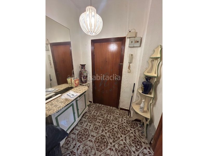 Foto 599b1408-6a95-4fce-8734-c38731492fef. Planta baixa a Ciutat Fallera Valencia