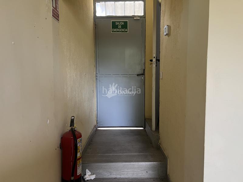 Foto 4d7b7431-bf2b-4694-985e-852e4bea46ed. Locale commerciale in Villafranca del Castillo Villanueva de la Cañada